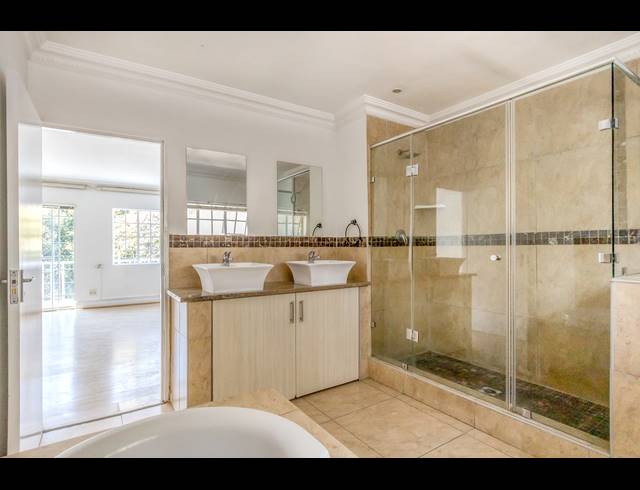 2 BEDROOM APARTMENT RENTED IN RIVONIA